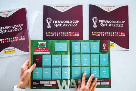 Álbum Oficial World CUP Qatar Editorial Panini Pasta Suave, Paquete con 104 Sobres de Estampas + 1 Álbum ¡GRATIS!