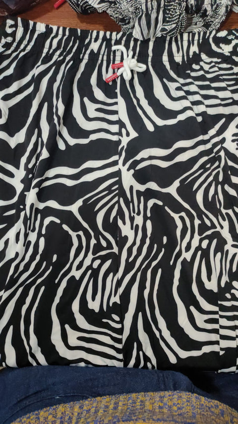 12/09 Pantalón para Dama Casual Estampado Cebra