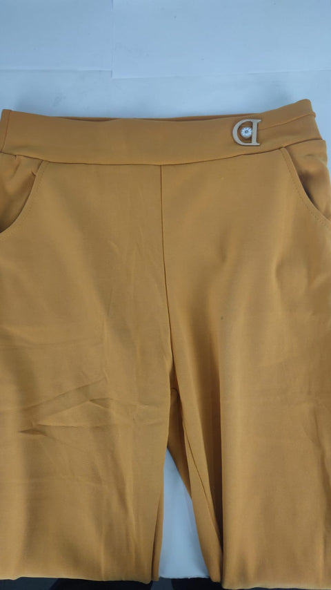 12/09 Pantalón para Dama Casual color Mostaza
